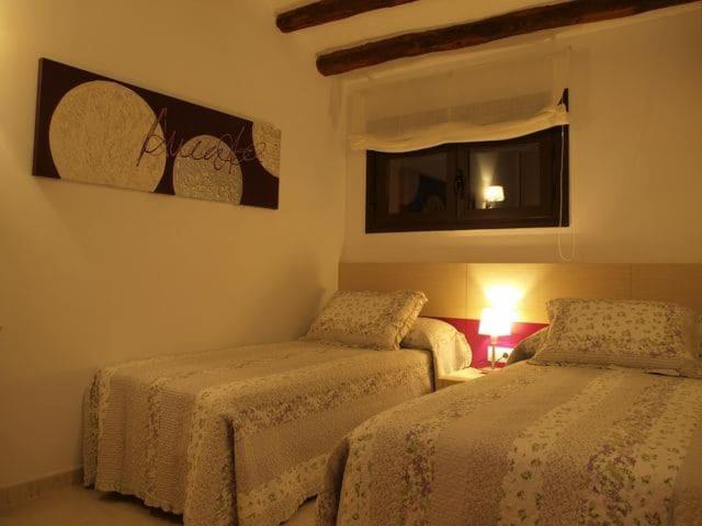 Apartamentos Berdiel Casbas de Huesca 외부 사진